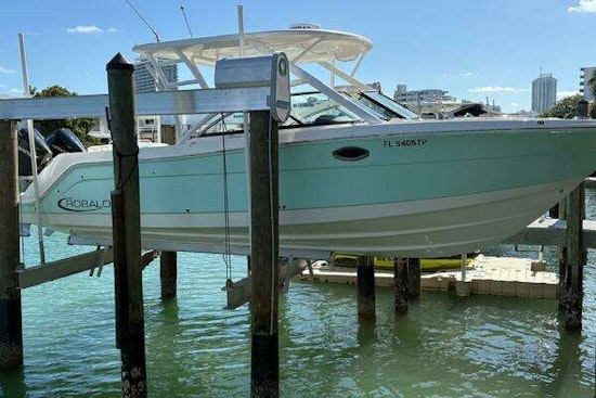 Robalo R317 Dual Console Yacht For Sale