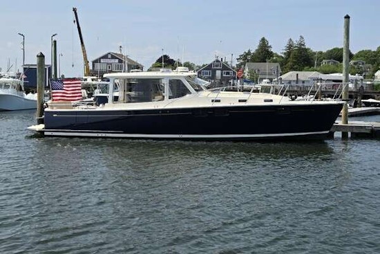 MJM 40z Yacht For Sale