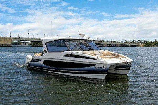Aquila 36 Sport Yacht For Sale
