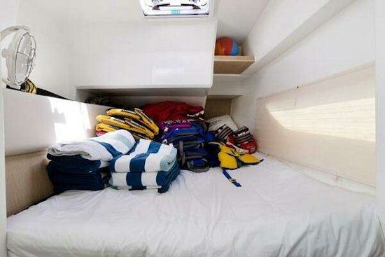 Aquila 36 Sport Yacht For Sale