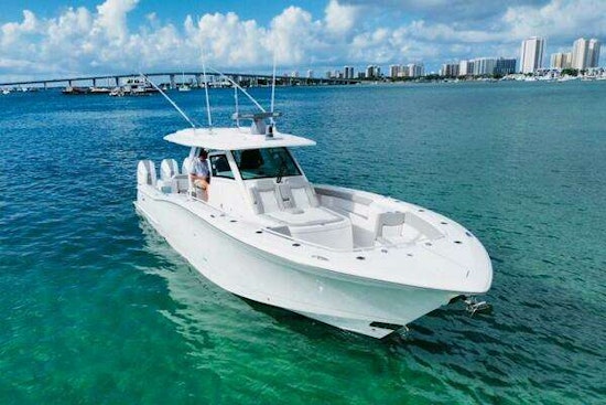 Scout 400 LXF Yacht For Sale