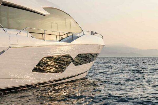 Sunseeker Flybridge Yacht For Sale