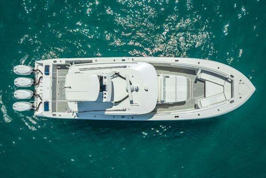 Everglades 435 Center Console Yacht For Sale
