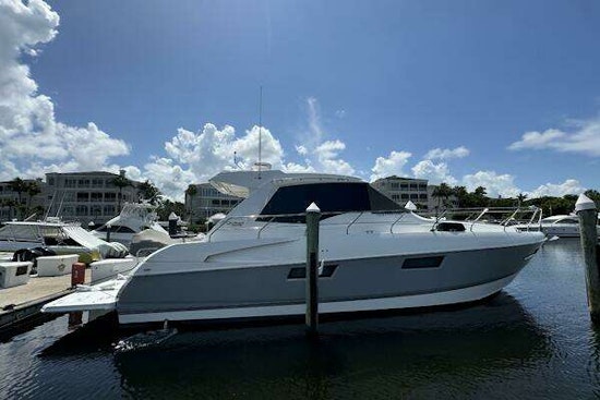 Cruisers Yachts 48 Cantius Yacht For Sale