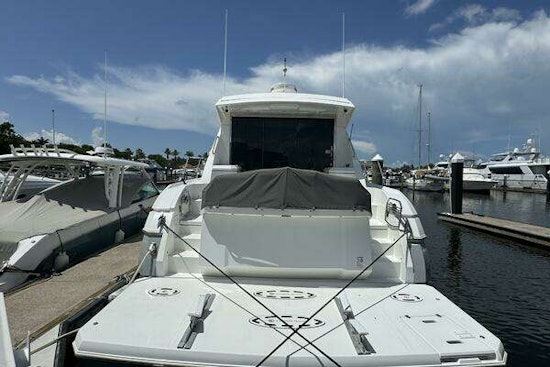Cruisers Yachts 48 Cantius Yacht For Sale