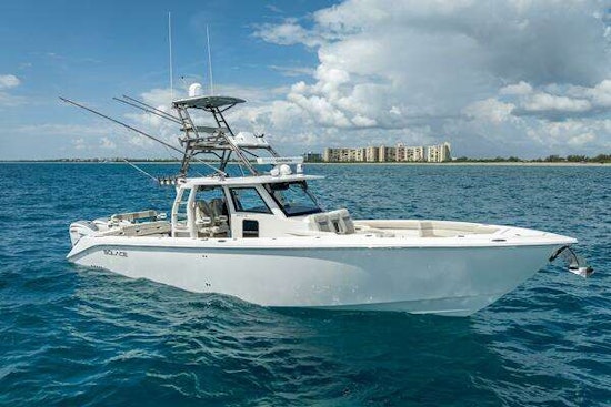 Solace 41CS Yacht For Sale