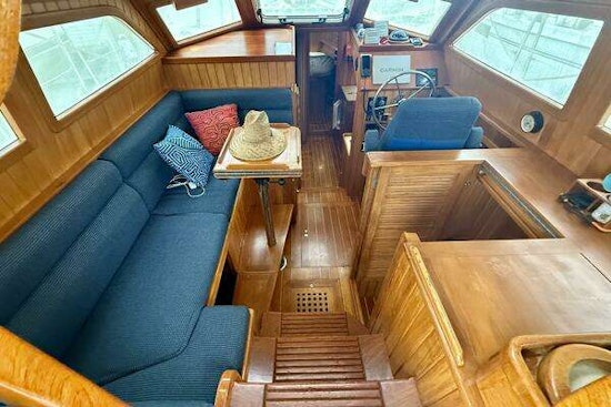 Cabo Rico 42 Pilothouse Yacht For Sale