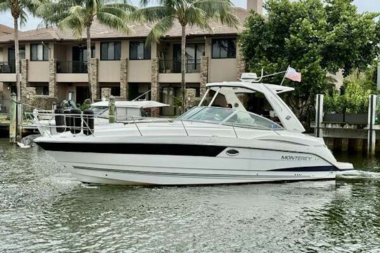 Monterey 355 Super Yacht Yacht For Sale