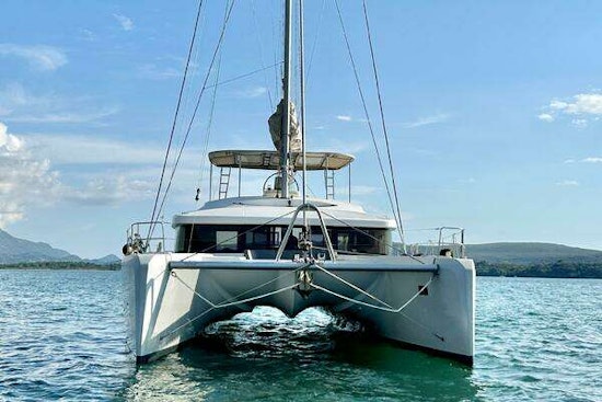 Lagoon 52F Yacht For Sale
