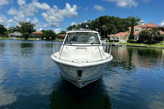 Pursuit OS325 Offshore Yacht For Sale