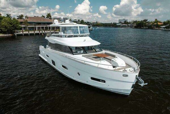 Azimut Magellano 66 Yacht For Sale