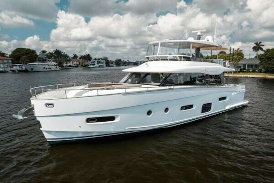 Azimut Magellano 66 Yacht For Sale