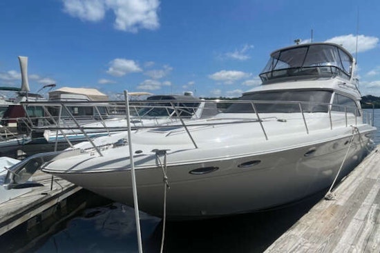 Sea Ray 480 Sedan Bridge Yacht For Sale