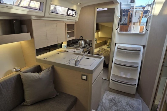 Beneteau Oceanis 34.1 Yacht For Sale