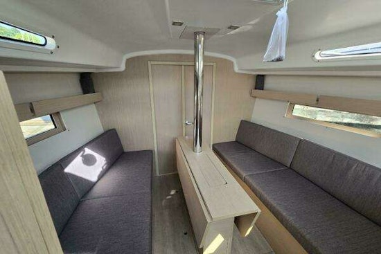 Beneteau Oceanis 34.1 Yacht For Sale