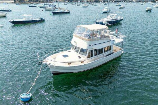 Mainship 400 Trawler Yacht For Sale