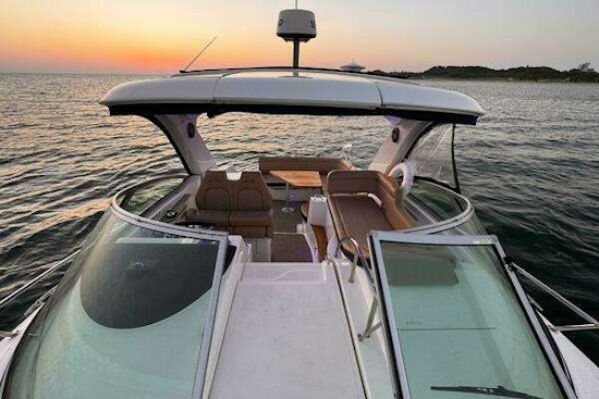 Sea Ray 350 Sundancer Yacht For Sale