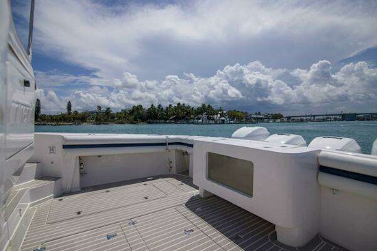 Intrepid 475 Sport Yacht Yacht For Sale