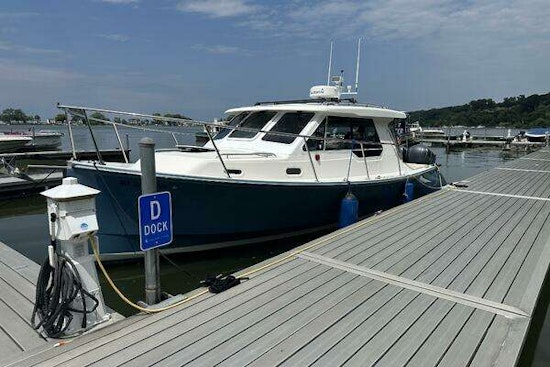 True North 34 Outboard Express Yacht For Sale