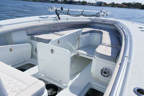 Yellowfin 32 Yacht For Sale