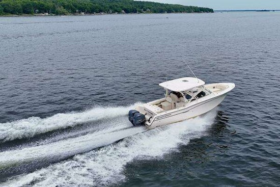 Grady-White Freedom 307 Yacht For Sale