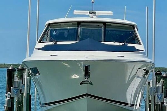 Pursuit 365 Dual Console Yacht For Sale