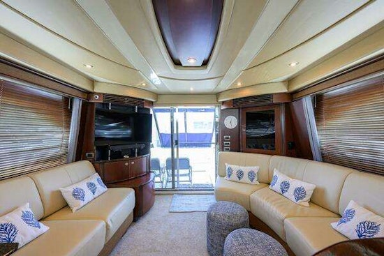 Sea Ray 50/52 Sedan Bridge Yacht For Sale