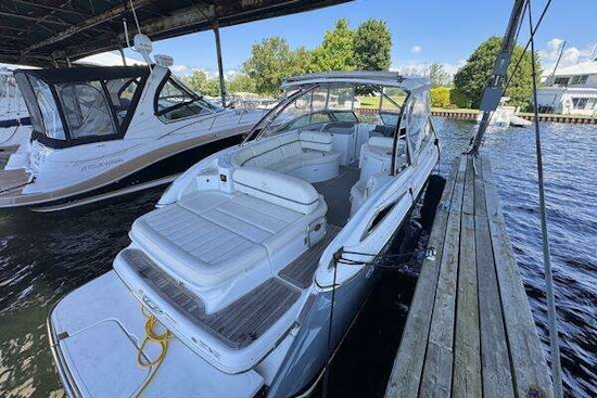Cobalt R35 Yacht For Sale