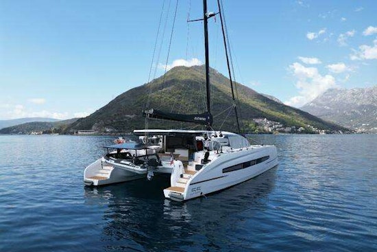 Outremer 55 Yacht For Sale