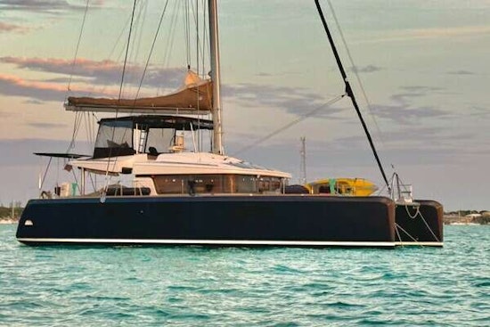Lagoon 52F Yacht For Sale