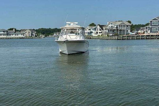 Grady-White Express 330 Yacht For Sale