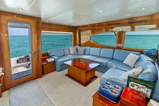Hatteras 68 Convertible Yacht For Sale