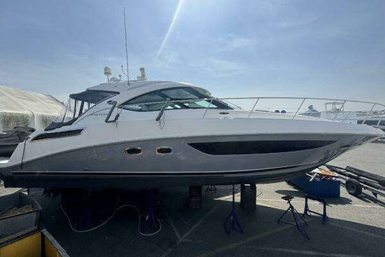 Sea Ray 470 Sundancer Yacht For Sale
