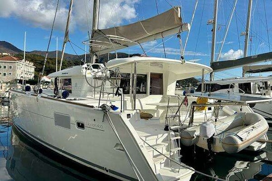 Lagoon 400 Yacht For Sale