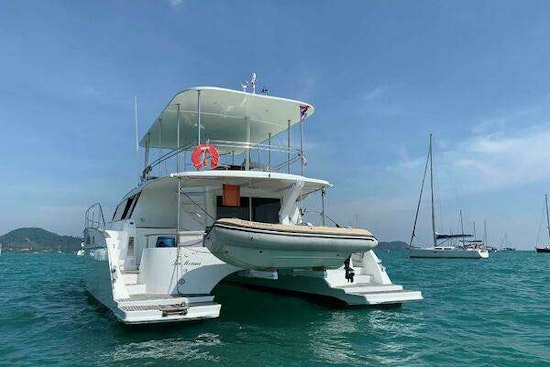 Fountaine Pajot Cumberland 46 (Owner's version) Yacht For Sale