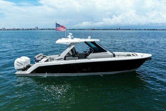 Tiara Yachts 34 Sport LS Yacht For Sale