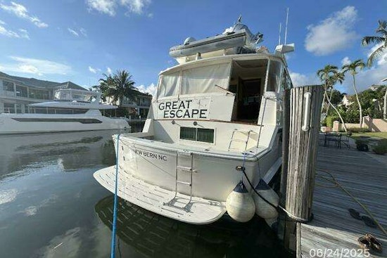 Hatteras CPMY Yacht For Sale