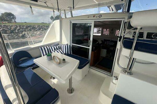 Leonard 38 Yacht For Sale