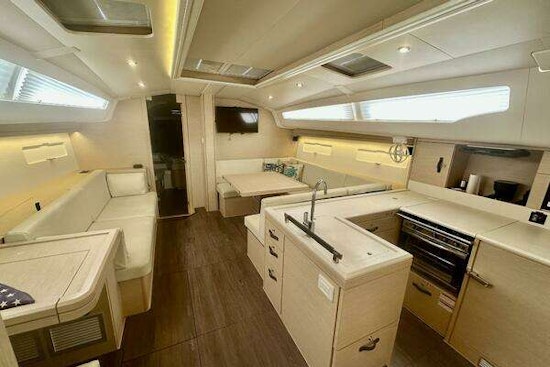 Jeanneau 51 Yacht For Sale