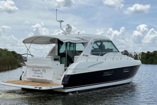 Cruisers Yachts 48 Cantius Yacht For Sale