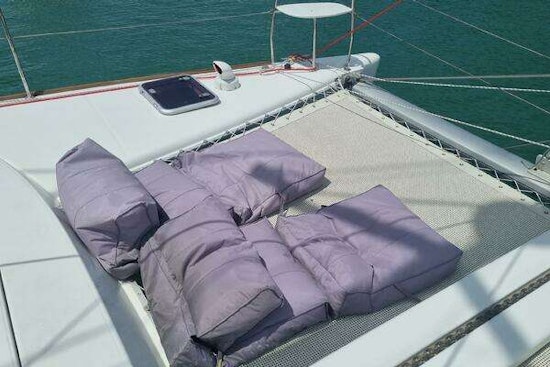 Lagoon 380 Yacht For Sale