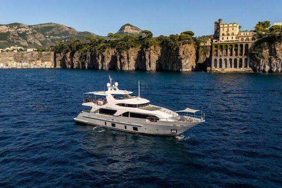 Benetti Benetti Delfino 93 Yacht For Sale