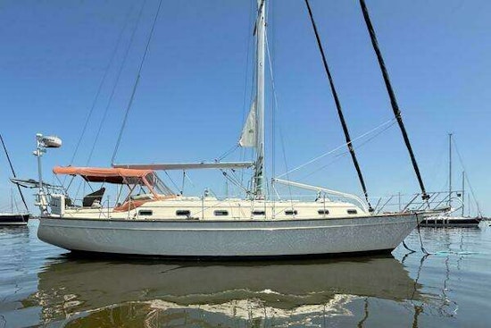 Island Packet 420 Yacht For Sale