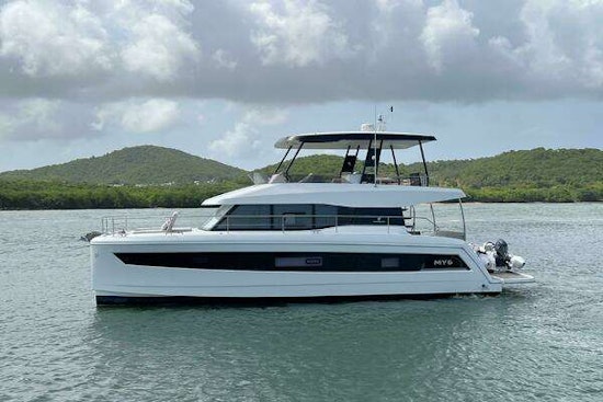 Fountaine Pajot MY6 Yacht For Sale