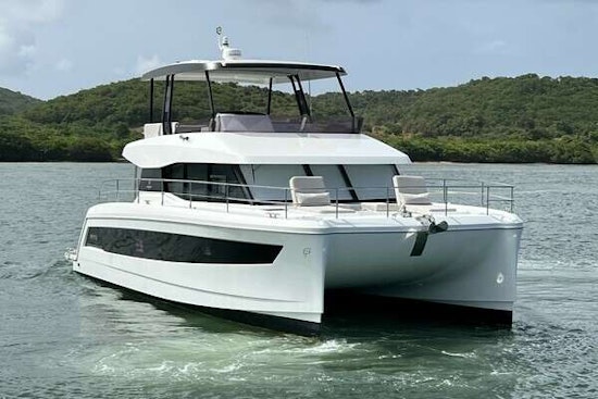 Fountaine Pajot MY6 Yacht For Sale