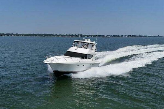 Silverton 48 Convertible Yacht For Sale