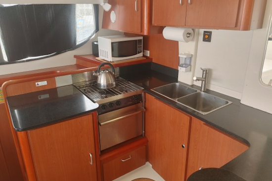Robertson & Caine Leopard 46 Yacht For Sale
