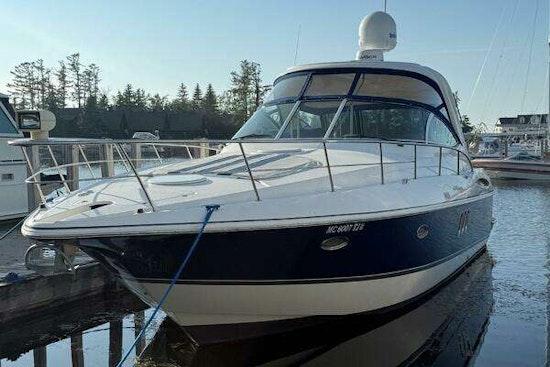 Cruisers Yachts 420 Express Yacht For Sale