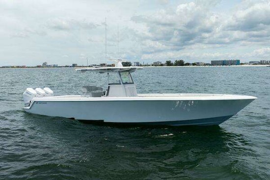 Contender 39 ST Yacht For Sale