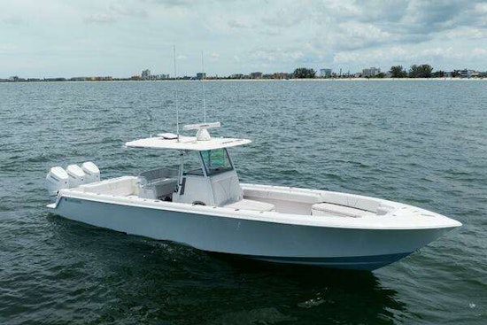 Contender 39 ST Yacht For Sale